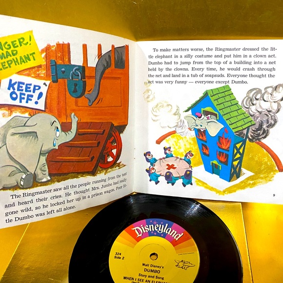 WALT DISNEY’S STORY OF DUMBO 1979 DISNEYLAND VINYL RECORD & 24p READ ALONG BOOK - Picture 11 of 16